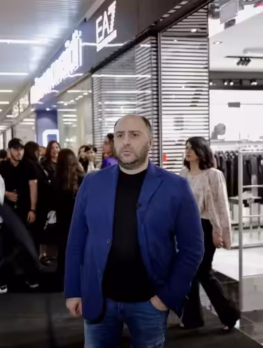 davit-khakhiashvili (1)